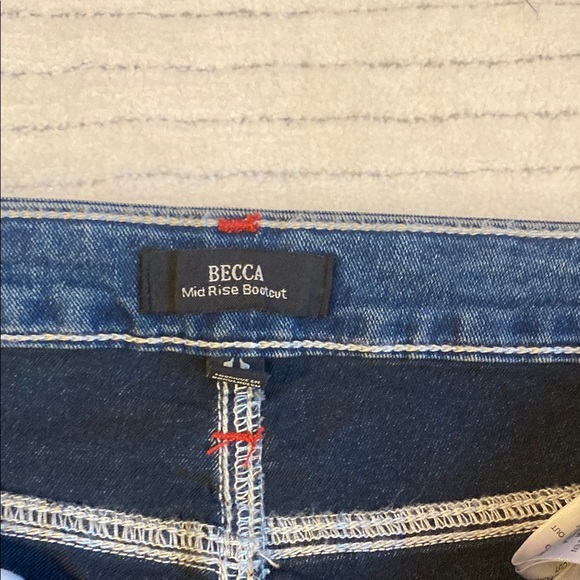 TRUE RELIGION.Classic Blue Women's Jeans - Picture 5 of 12
